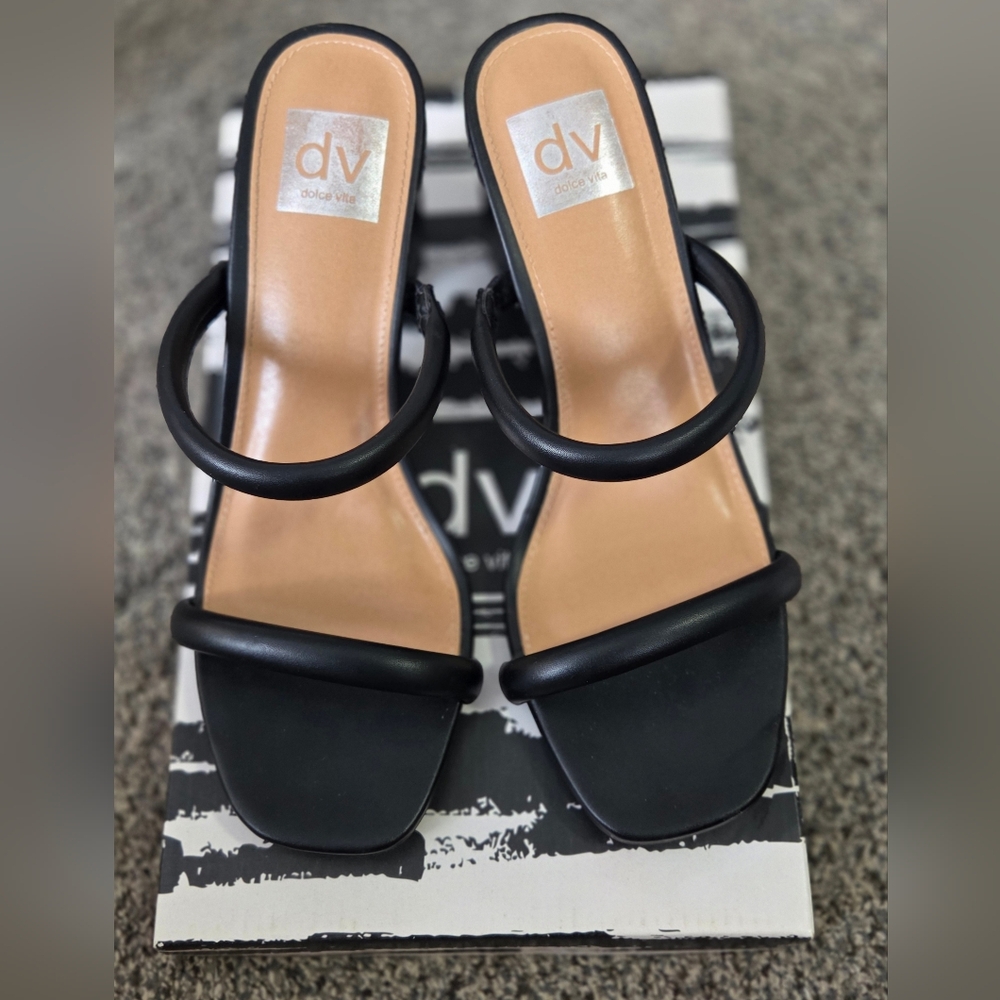 Dolce Vita Merrick